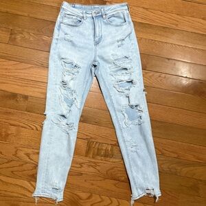 American Eagle Mom Jeans size 4